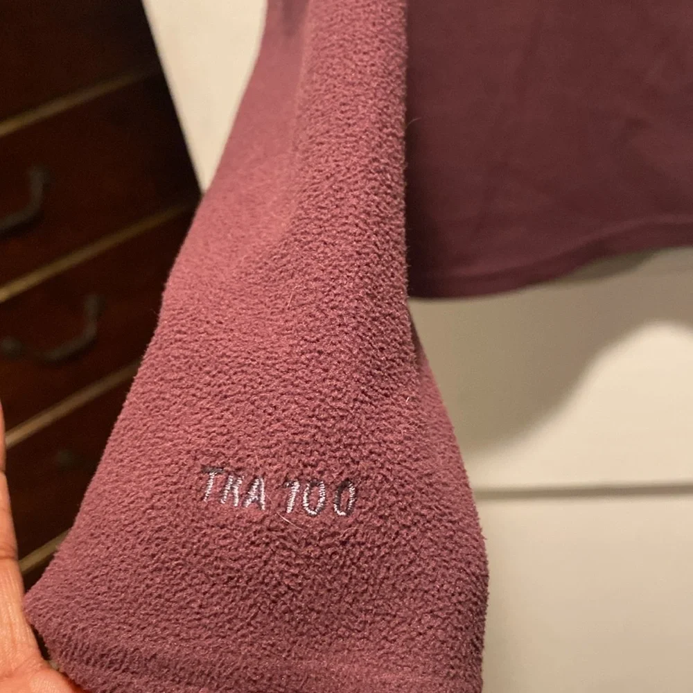 The North Face Maroon and Gray Half-Zip Pullover - Picture 9 of 10